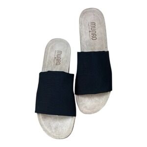 Munro NWB‎ Size 8.5 black Calista stretch slides